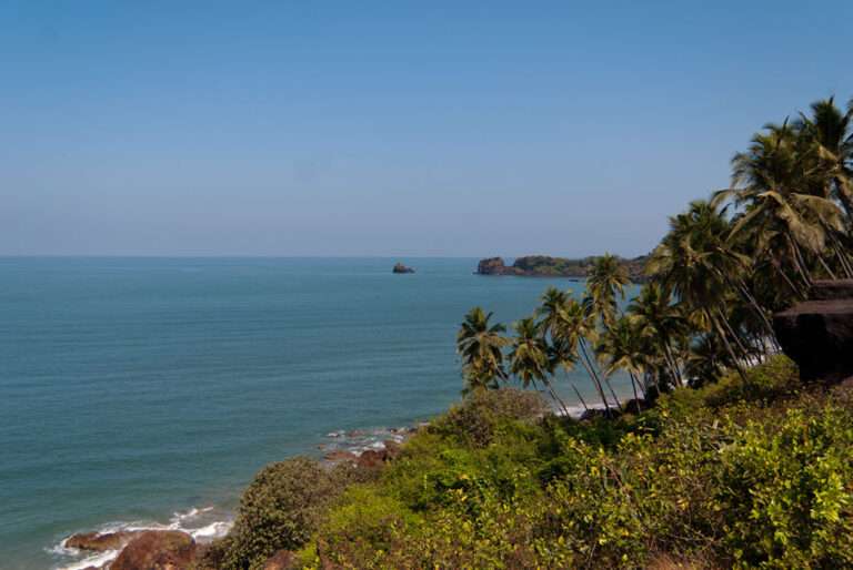 Best Road Trip Places in and around Goa