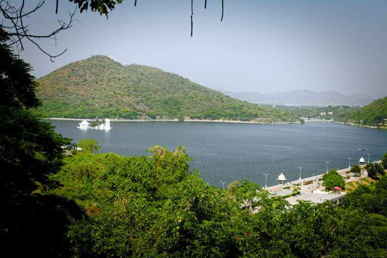 Best Road Trip Places in and around Udaipur