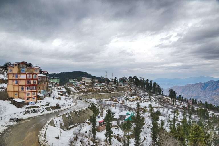 Best Tourist Places to visit in Himachal Pradesh