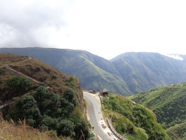 Best Road Trip Places in Meghalaya