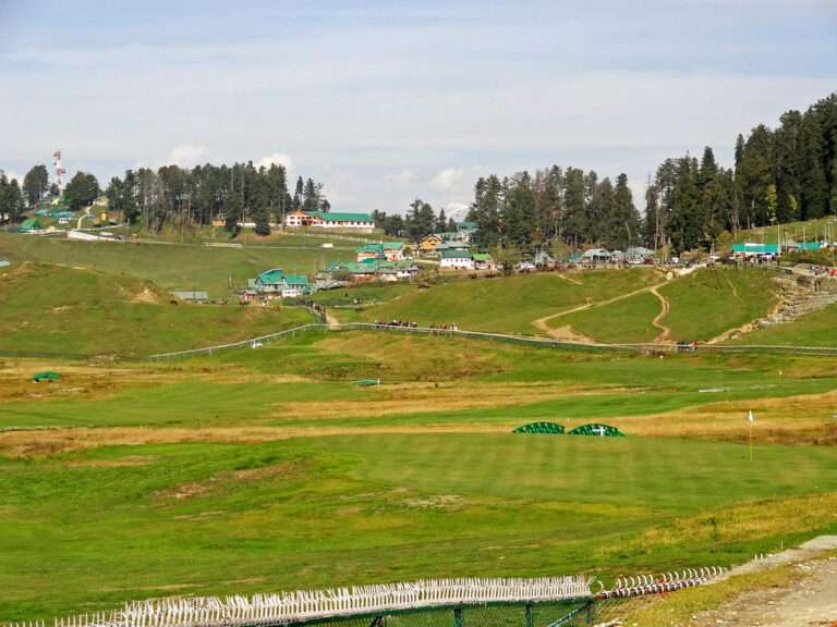 Best Places to visit in Gulmarg