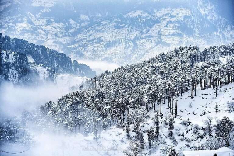 10 Best Places to See Snowfall in India