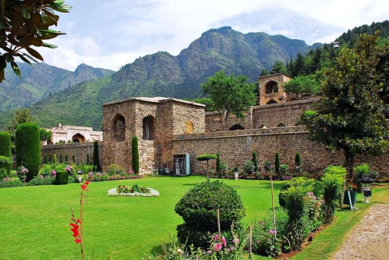 Best Places to visit in Srinagar
